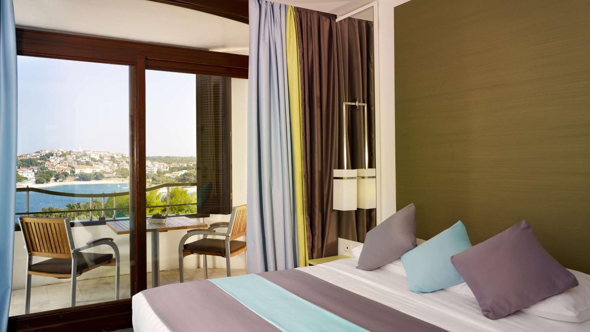 Hotel Park Plaza Histria 4*